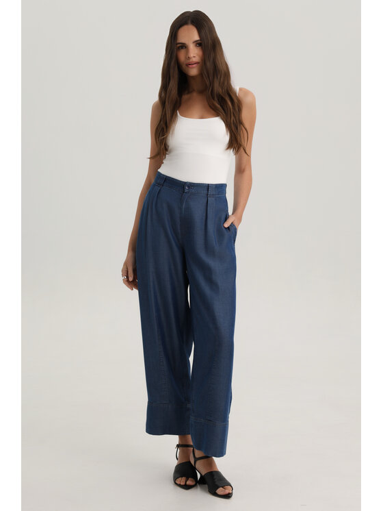 Deni Cler Milano Deni Cler Milano Spodnie materiałowe W-DC-5241-F2-I1-58-1 Granatowy Loose Leg