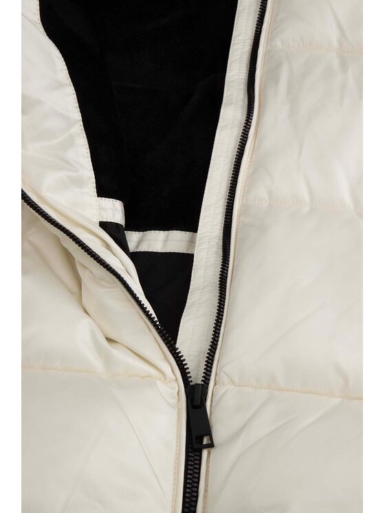 Coccodrillo Coccodrillo Zimní bunda ZC5152106OGJ-003 Écru Regular Fit