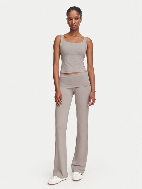 Guess Guess Top V6YP18 K4788 Beżowy ciemny Slim Fit