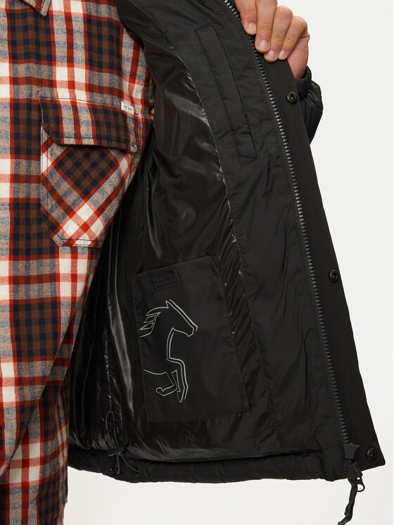Mustang Mustang Зимно яке Oakfield 1015607 Черен Regular Fit