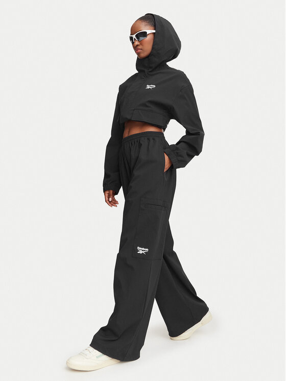 Reebok Reebok Jogginghose Zofia RK25679CCW Schwarz Relaxed Fit