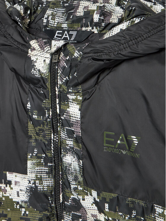 EA7 Emporio Armani EA7 Emporio Armani Žieminė striukė 6DBB10 BN9FZ 2202 Juoda Regular Fit