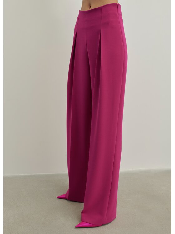 La Mania La Mania Spodnie materiałowe MOVE PINK Różowy Classic Fit
