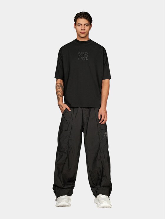 MADE BY SOCIETY MADE BY SOCIETY T-Shirt Off Record - T17654 Czarny Basic Fit