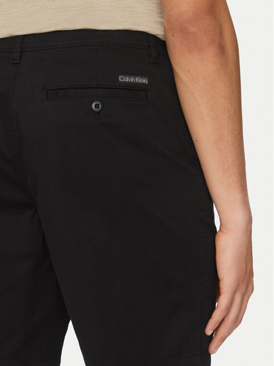 Calvin Klein Jeans Calvin Klein Jeans Шорти з тканини LV040EM618 Чорний Regular Fit