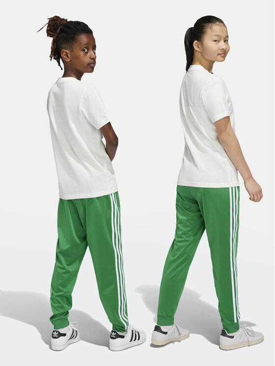 adidas adidas Spodnji del trenirke adicolor SST IY7461 Zelena Regular Fit
