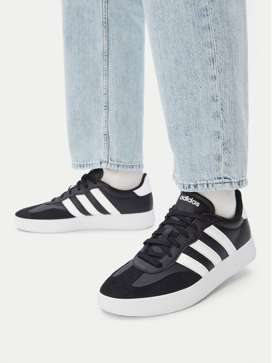 adidas adidas Sneakersy Barreda JI2307 Czarny