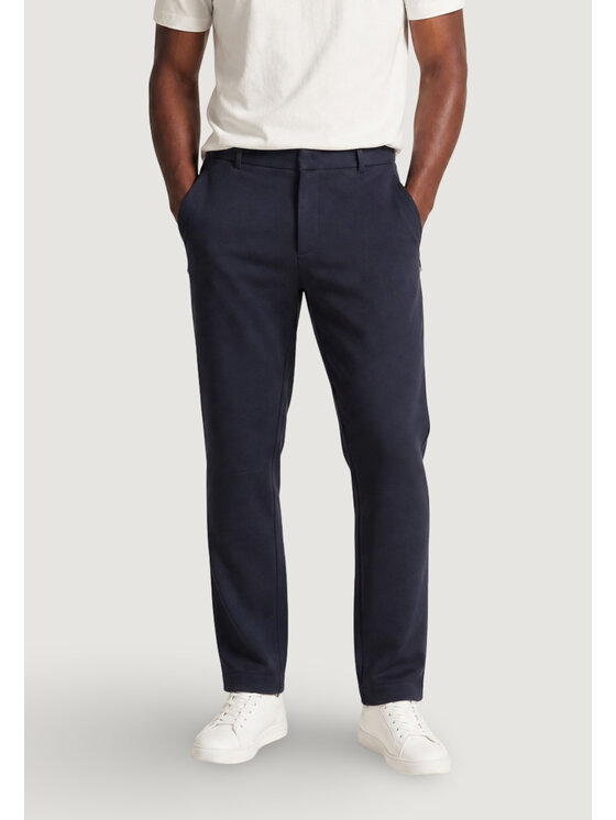 Armani Exchange Armani Exchange Spodnie dresowe XM001302 AF10818 Niebieski Classic Fit