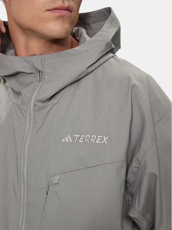 adidas adidas Wiatrówka Terrex Xploric IK9115 Szary Regular Fit