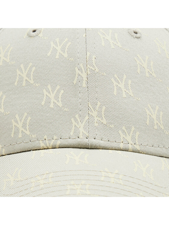 New Era 60357977 Monogram 9FORTY New York Yankees Cap Beige Man