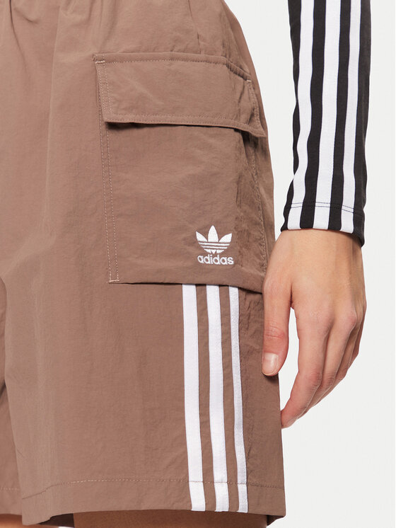 adidas adidas Spordišortsid adicolor JC8132 Beež Loose Fit