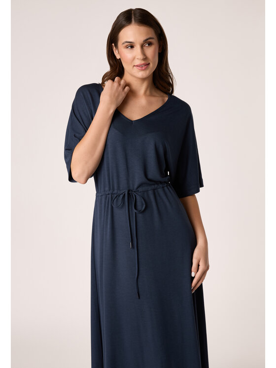 QUIOSQUE QUIOSQUE Každodenné šaty QUIOSQUE 4SF004802 Tmavomodrá Regular Fit