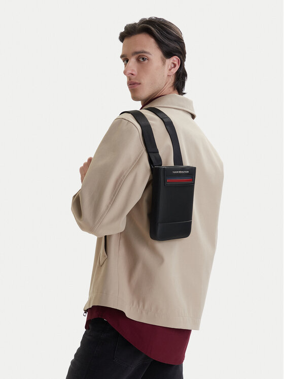 Tommy Hilfiger Tommy Hilfiger Torbica za okrog pasu Th Foundation Mini Crossover AM0AM14157 Črna