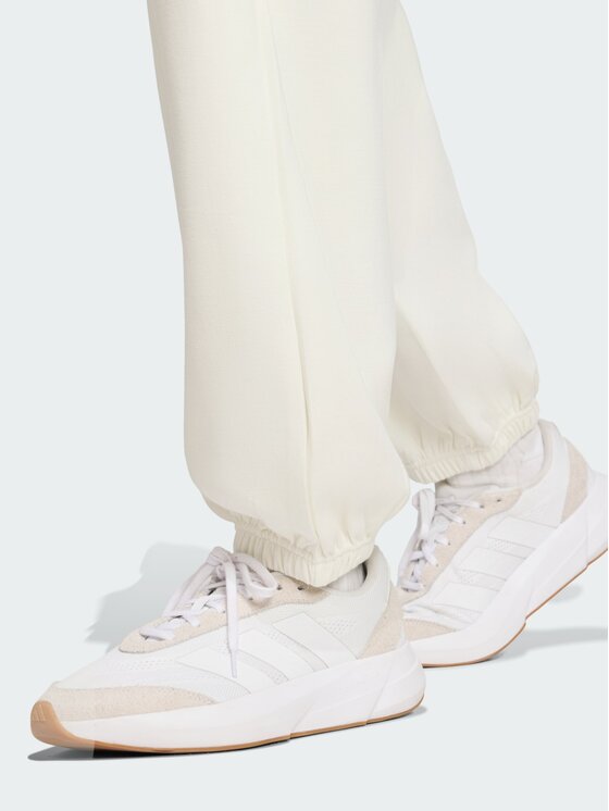 adidas adidas Spodnie materiałowe 151545 Biały Loose Fit