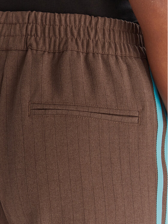 adidas adidas Pantaloni da tuta JX5308 Marrone Regular Fit