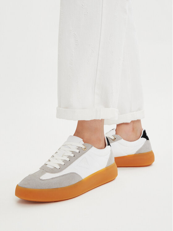 Guess Sneakers FLPPAR FAB12 Alb