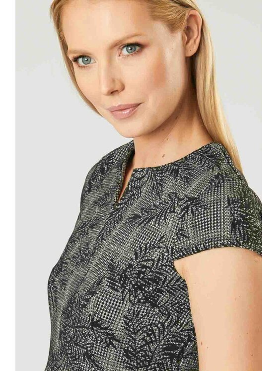 QUIOSQUE QUIOSQUE Každodenní šaty LITTLE E-COMMERCE DRESS Barevná Regular Fit