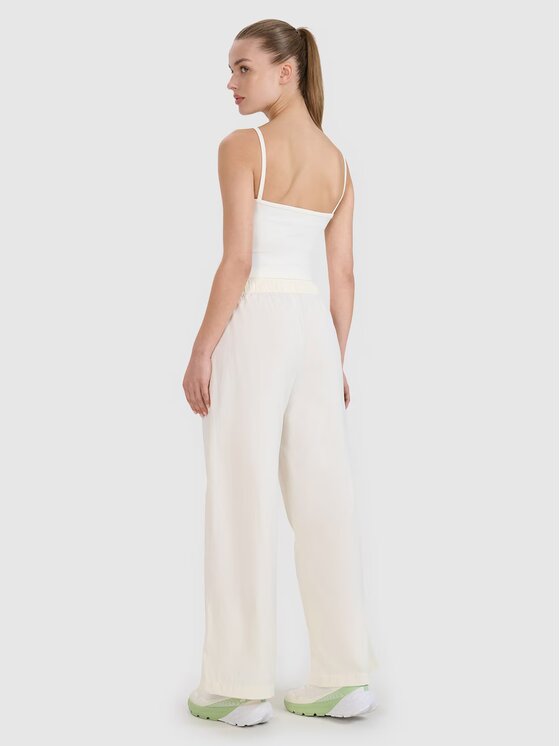 4F 4F Pantaloni di tessuto 4FWSS25TTROF1012-11S Bianco Oversize