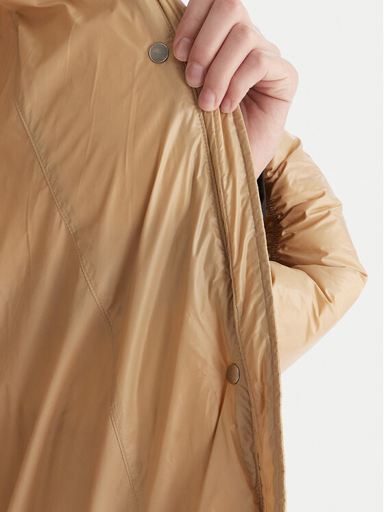 ViCOLO ViCOLO Geacă din puf TF0086 Bej Regular Fit