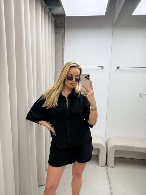 Magda Matyja Magda Matyja Szorty materiałowe Mauritius Bottom Black Czarny Oversize