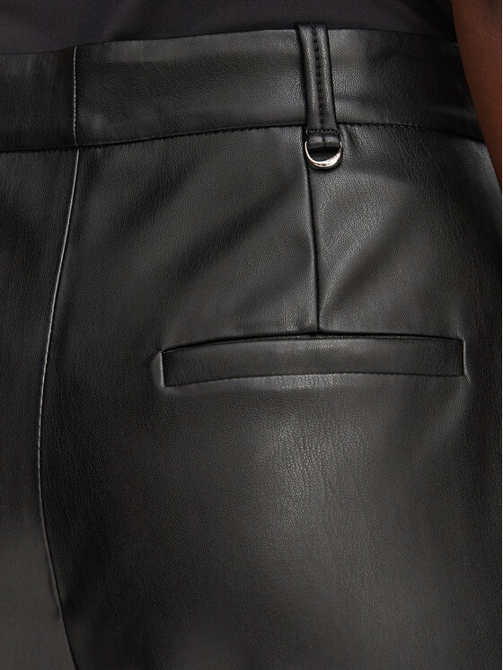 HUGO HUGO Штани зі штучної шкіри Henesa-1 50563243 Чорний Regular Fit