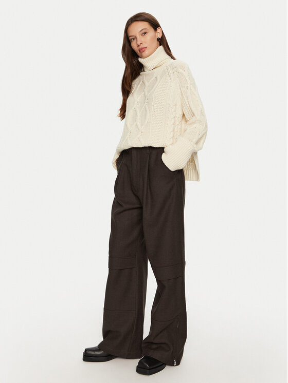 AMI Paris AMI Paris Pantaloni din material FTR305.WV0018 Maro Relaxed Fit