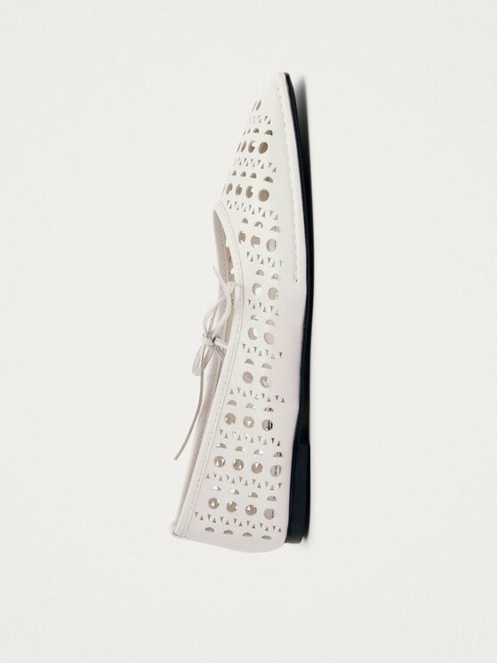 ALOHAS ALOHAS Baleriny Sway Slit White Leather Ballet Flats Biały