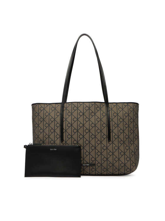 Calvin Klein Calvin Klein Τσάντα Emblem Trio Pebble Shoulder Bag LV04F3750G Καφέ