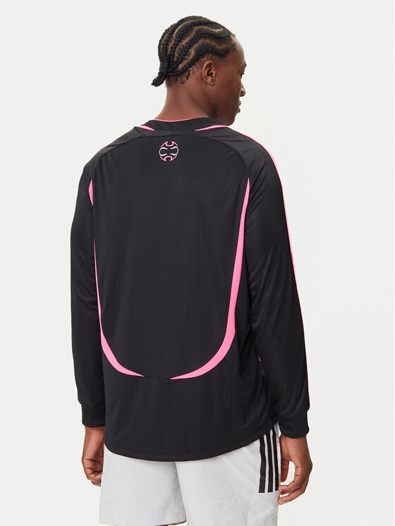 adidas adidas Pikkade varrukatega T-särk Teamgeist adicolor JW5907 Must Loose Fit