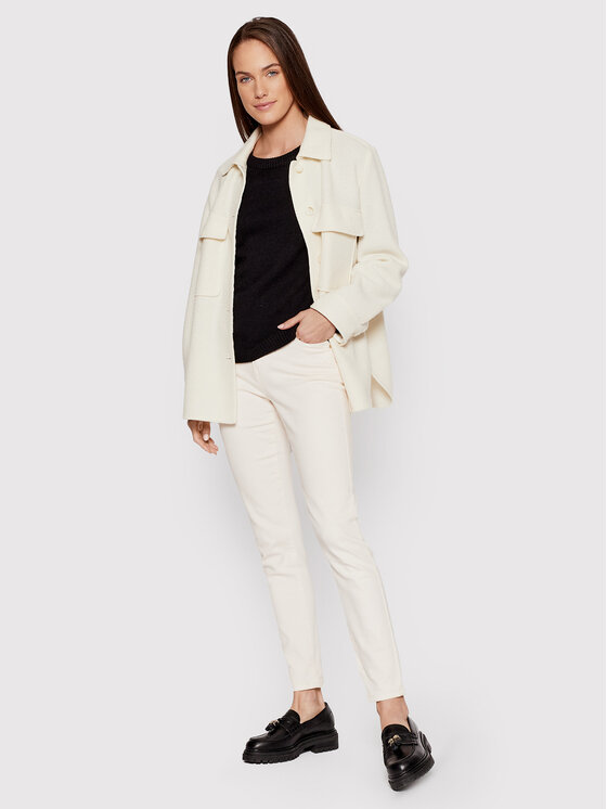 Vila Vila Megztinis Ril 14054177 Juoda Regular Fit