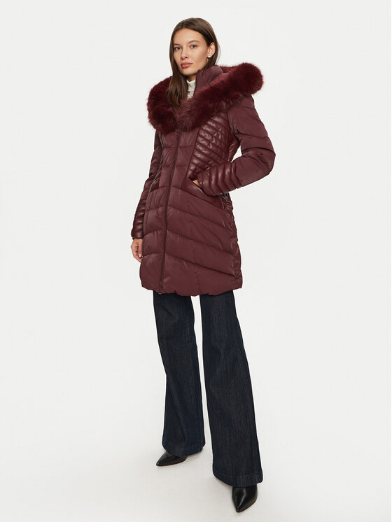 Guess Guess Pūkinė striukė New Oxana W4BL61 WGLZ0 Vyšninė Regular Fit