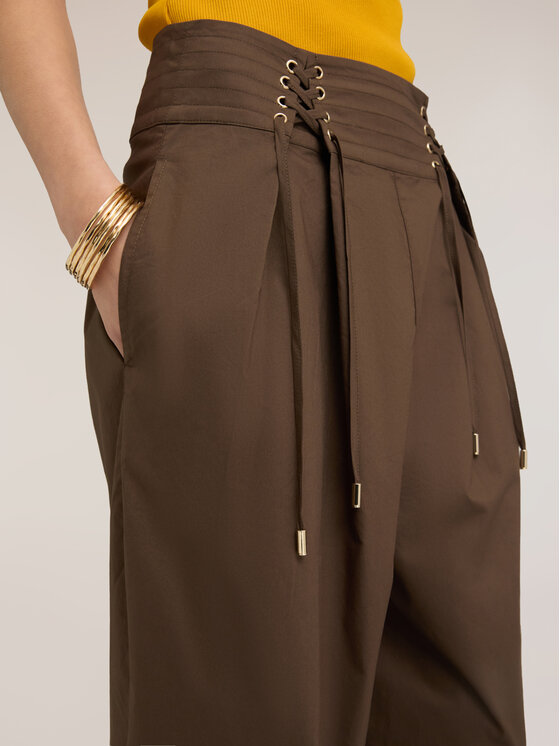 Motivi Motivi Spodnie materiałowe P02DQ004639N035 Brązowy Baggy Fit