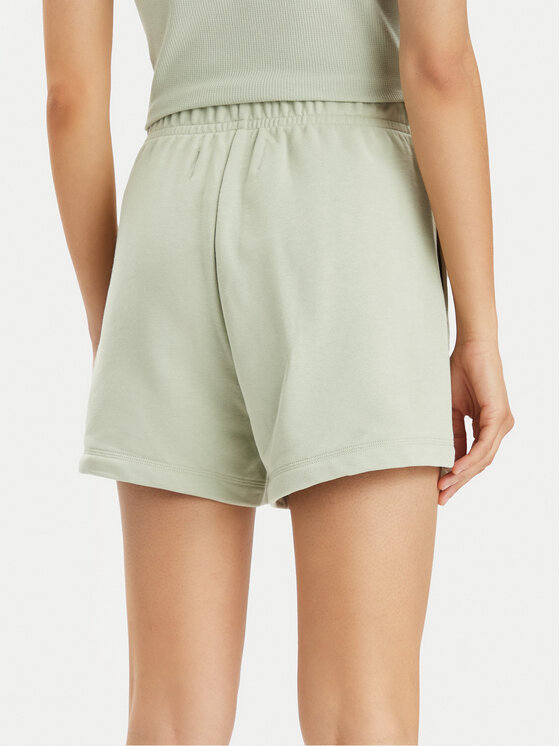 Champion Champion Pantaloni scurți sport E10009 Verde Relaxed Fit