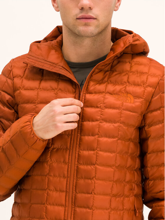 The North Face The North Face Zimska jakna Thermoball Eco NF0A3Y3M Rjava Slim Fit