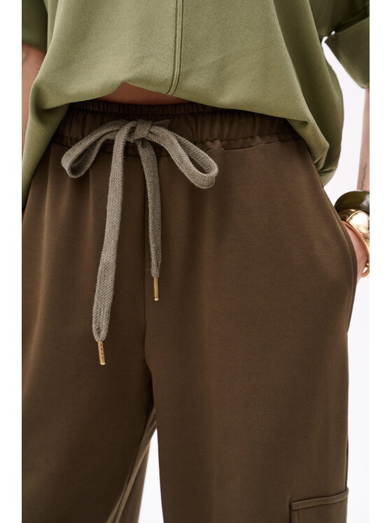 blue shadow blue shadow Spodnie damskie Atlas Khaki Regular Fit