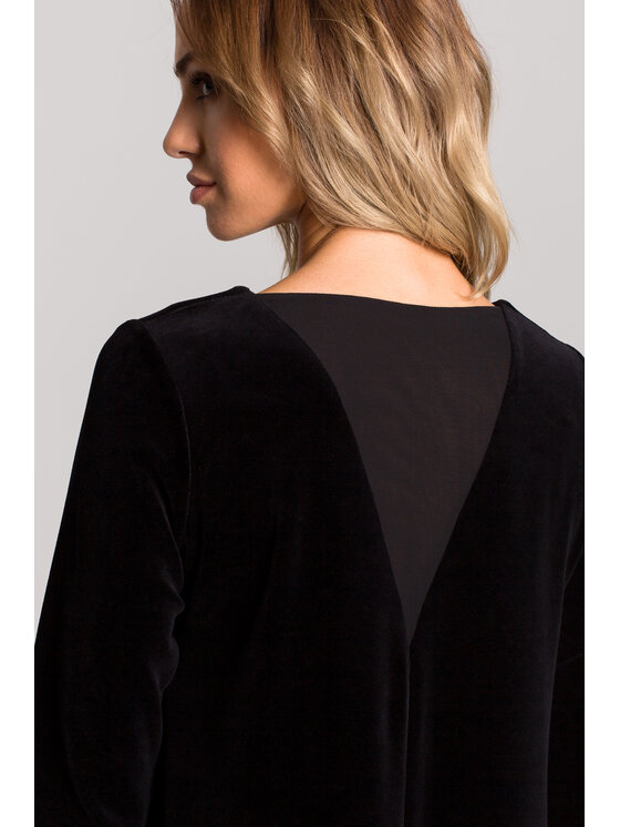 Made of Emotion Made of Emotion Sukienka koktajlowa M566 Czarny A-Line Fit