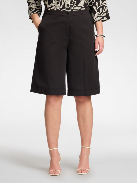 Elena Mirò Elena Mirò Szorty materiałowe P097P000444N033 Czarny Regular Fit