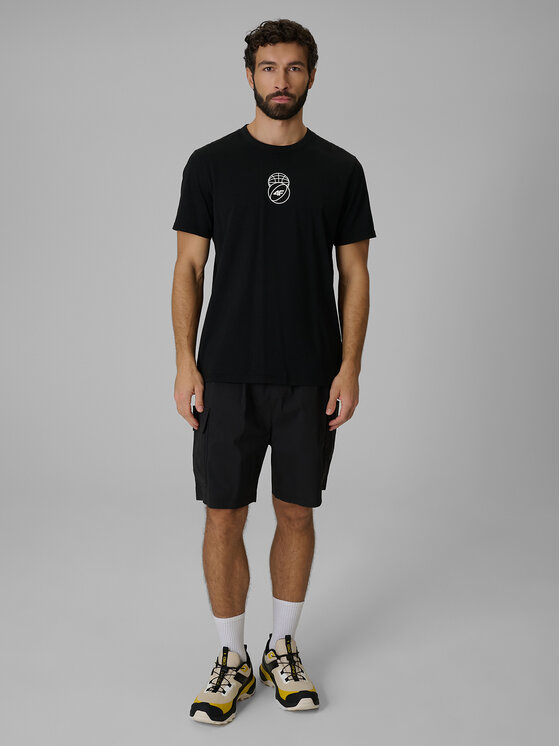 4F 4F T-Shirt ESSENTIAL 2 Czarny Regular Fit