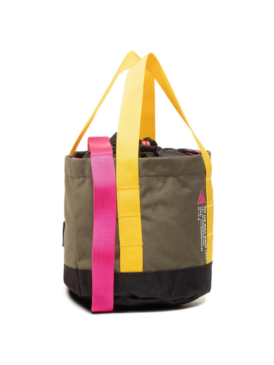 Vans 66 discount supply crossbody bag