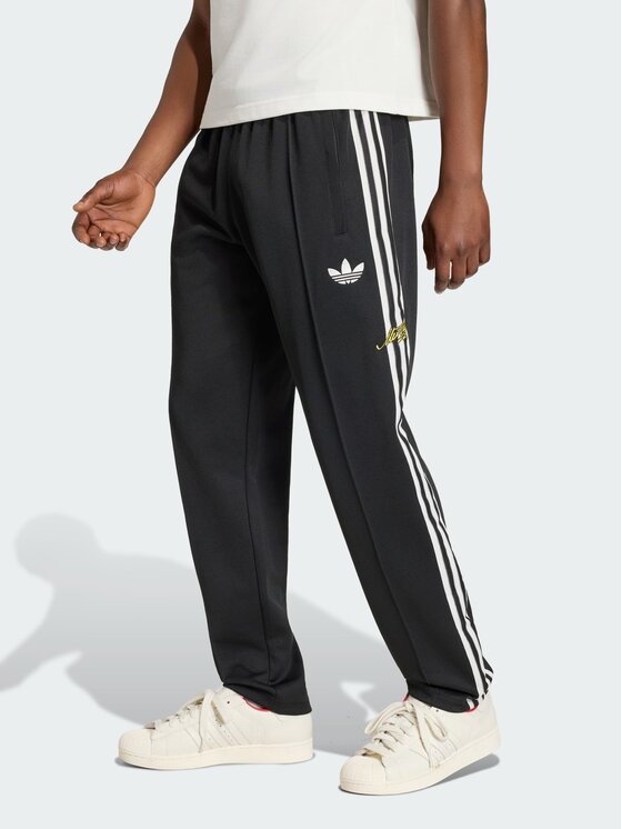 adidas adidas Spodnie dresowe Juventus FC Czarny Regular Fit