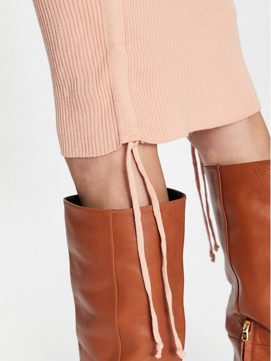 DeeZee DeeZee Kötött ruha Isabella 14883 Rózsaszín Slim Fit