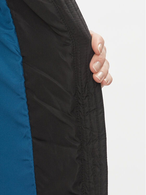 Vila Vila Зимно яке 14084969 Черен Regular Fit