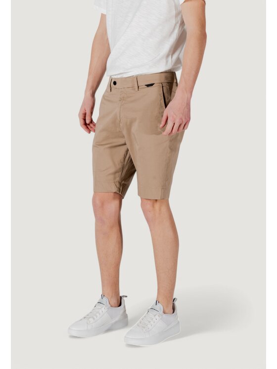 Antony Morato Antony Morato Bermuda MARK SLIM FIT WITH LOGOED RUBBER FLAG Beige Slim Fit