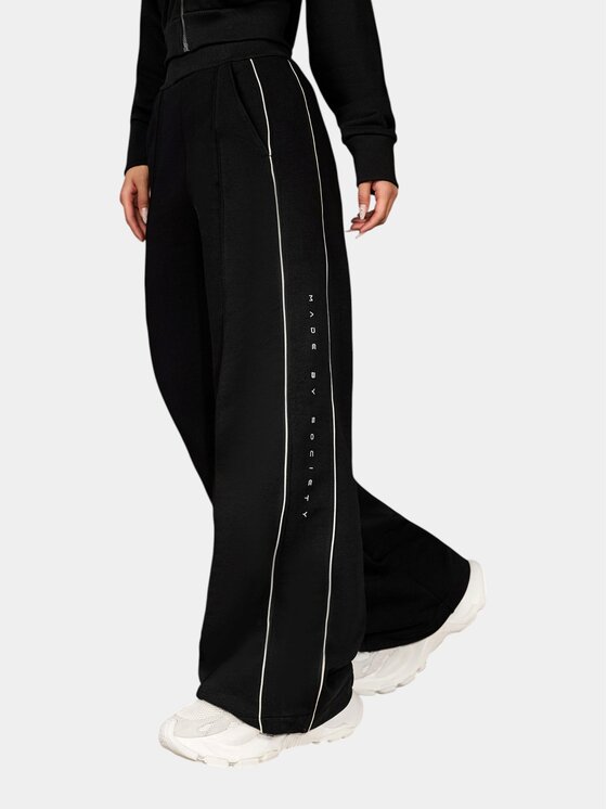 MADE BY SOCIETY MADE BY SOCIETY Spodnie materiałowe Pantaloni BLOCK SYSTEM - P27156 Czarny Basic Fit