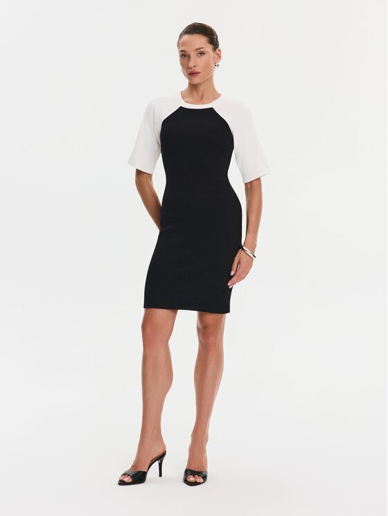 Nudyess Nudyess Sukienka codzienna Livia z prążka Czarny Slim Fit