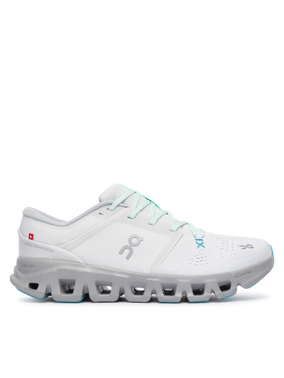 On On Fitnessschuhe Cloud X 5 3MG30080 Hellgrau