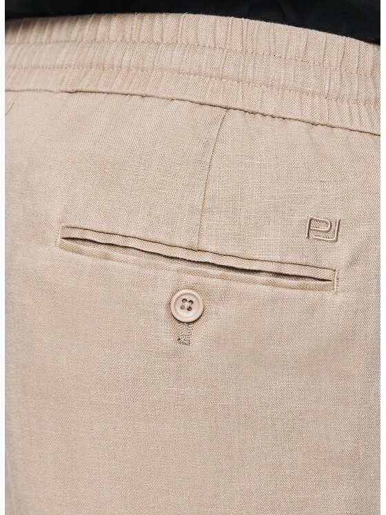Pako Lorente Pako Lorente Szorty materiałowe P26SF-WS-005 Beżowy Classic Fit