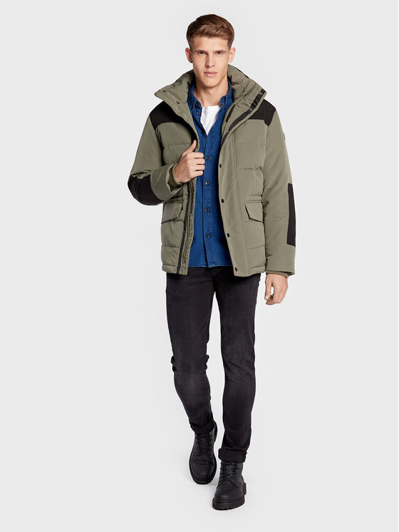 Wrangler Wrangler Giubbotto invernale Bodyguard W4B2WWX45 112319961 Verde Regular Fit