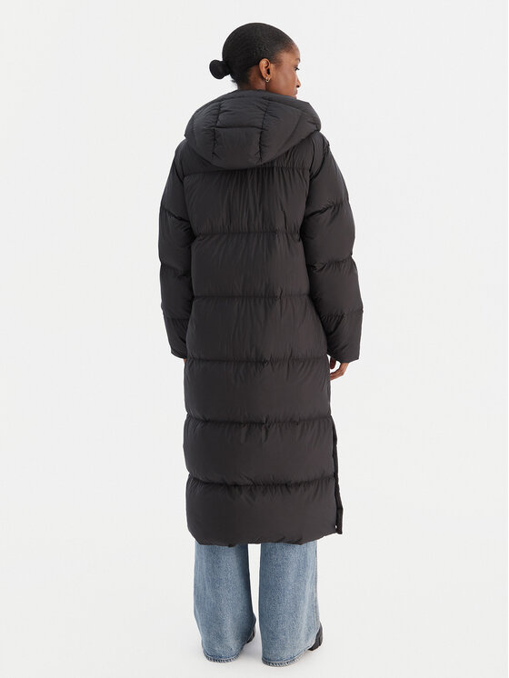 Tommy Hilfiger Tommy Hilfiger Vatovaná bunda Modern WW0WW46536 Černá Regular Fit