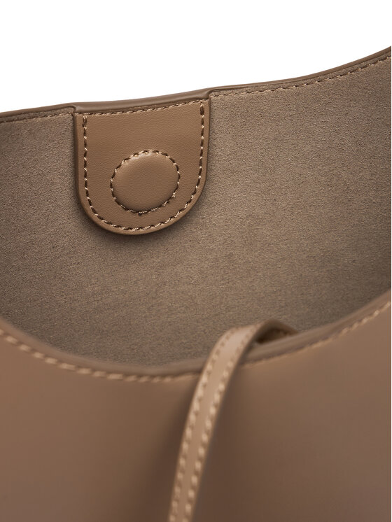 Calvin Klein Calvin Klein Borsetta Hardware Adj Strap Medium Bag LV04F3402G Beige